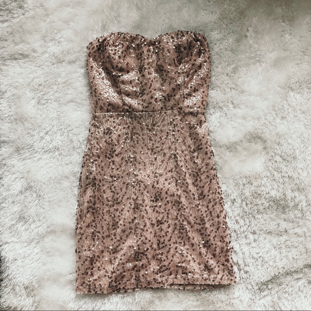 Forever 21 Strapless Sequin Mini Dress Size S
